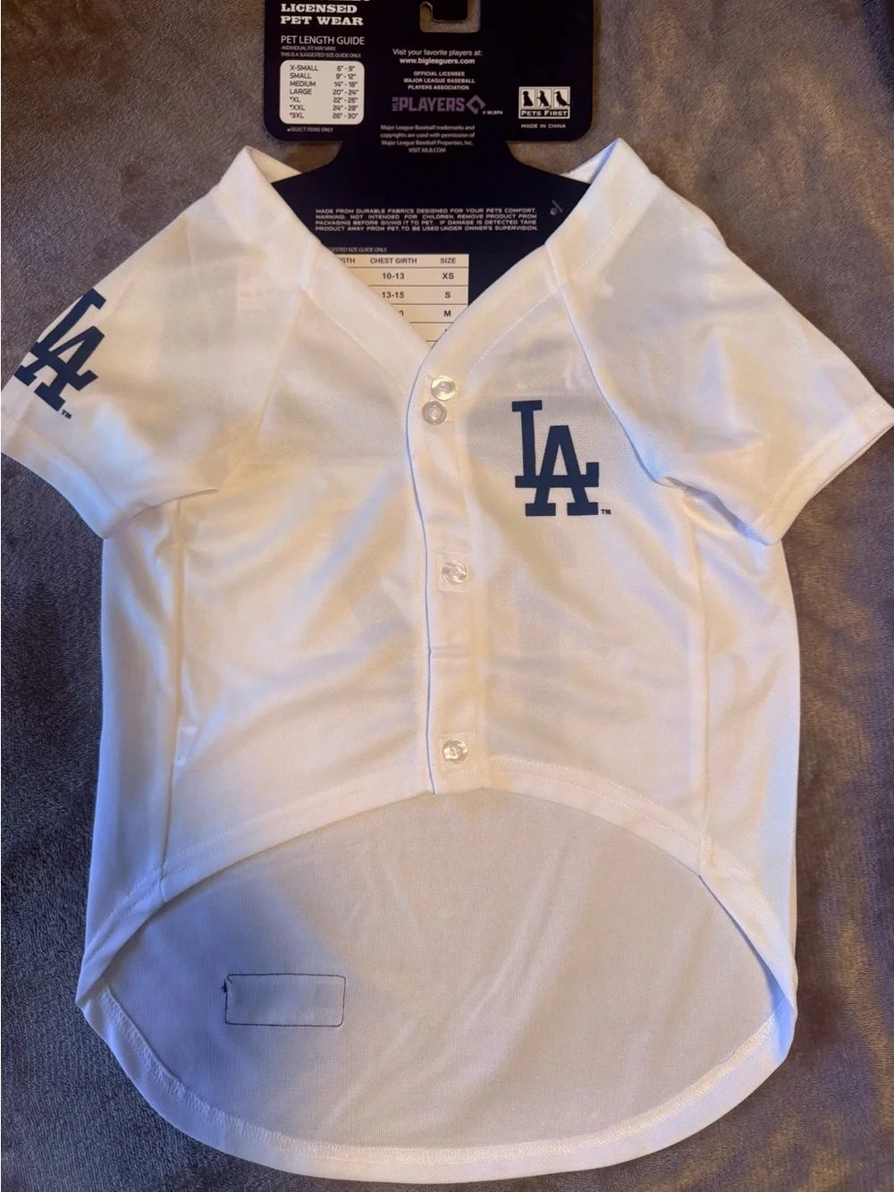 Los Angeles Dodgers Ohtani 17 White Dog Button-Up Jersey #17 #LA #Ohtani